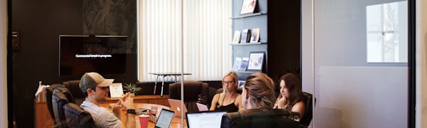 球迷线下聚会活动合影照片